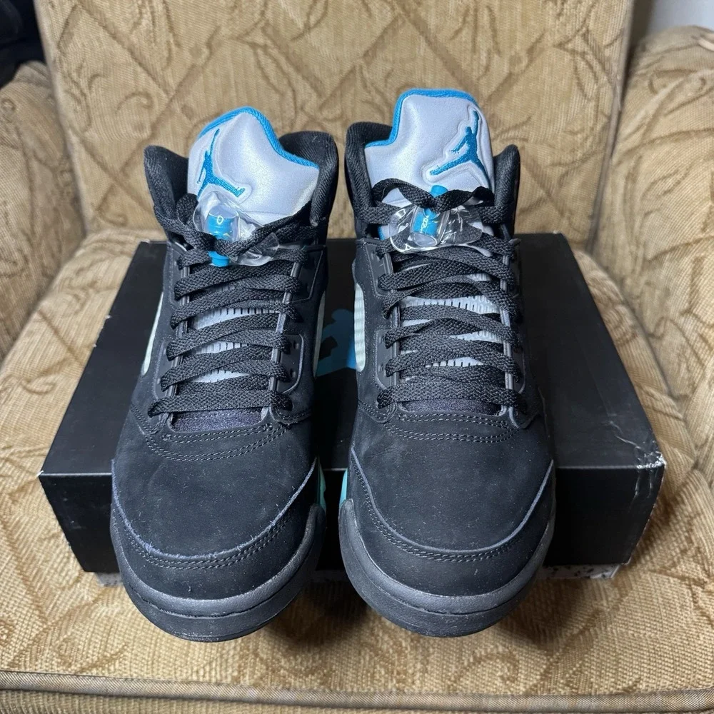 Air Jordan Retro 5 Aqua Men's Size 8 High Top Sneakers Excellent Condition W/Box